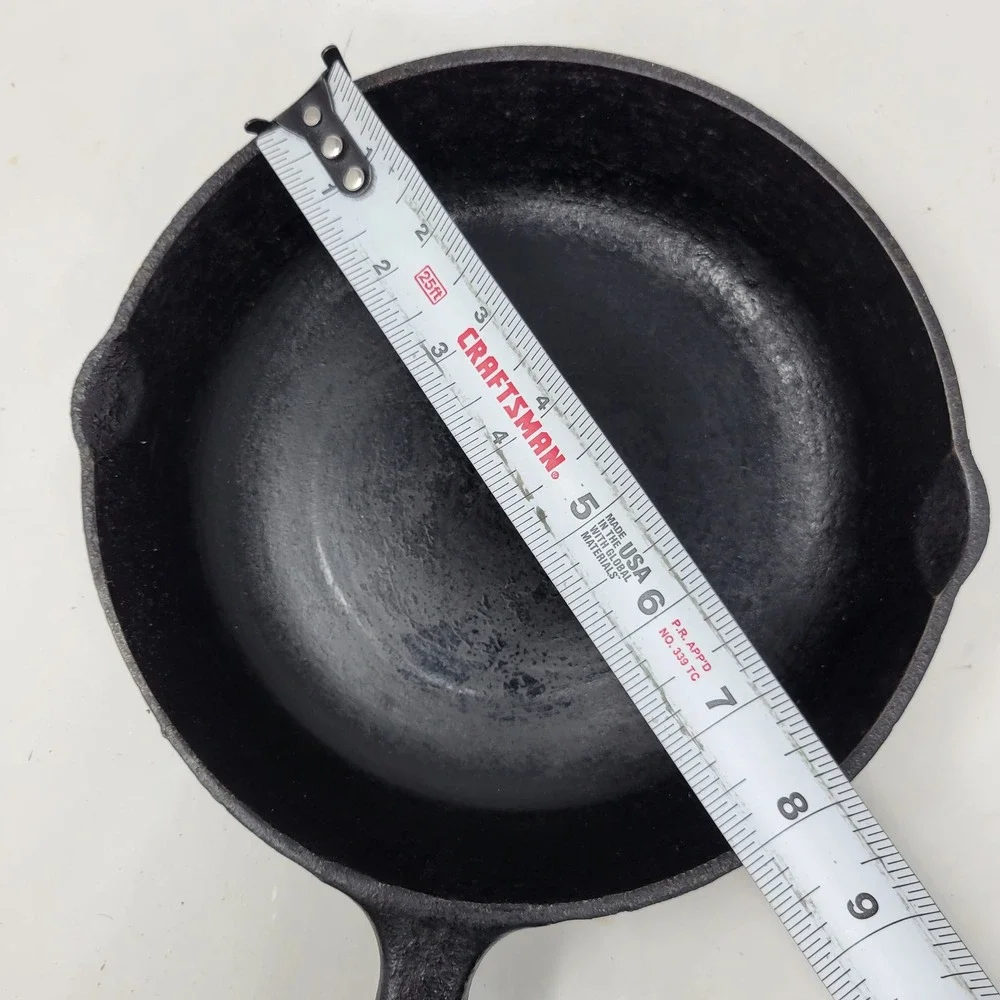 Vintage 8 Inch Cast Iron Skillet Made in Korea Round Frying Pan 3 Notch